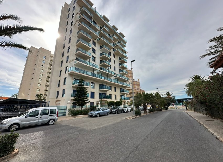Resale - Apartment / flat - Torrevieia - La Veleta