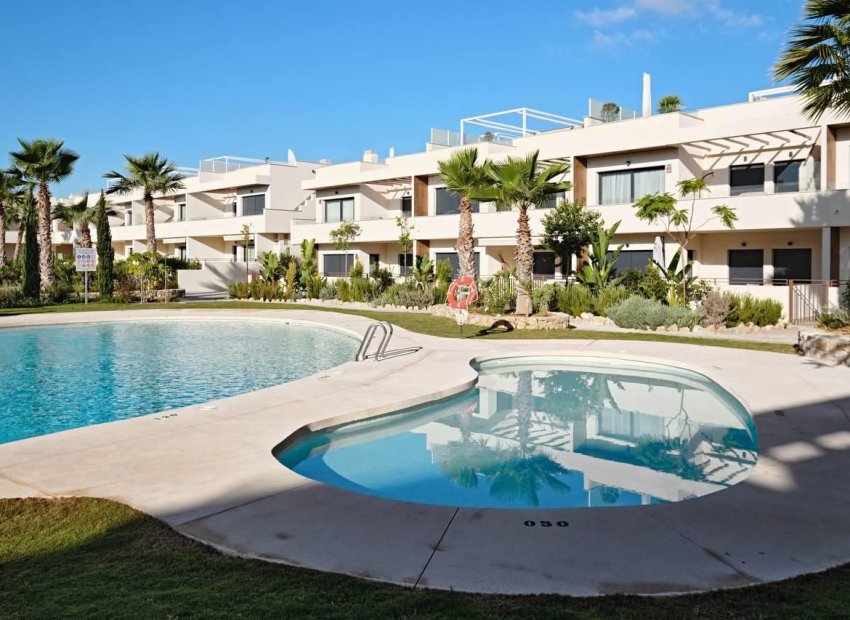 Resale - Apartment / flat - Torrevieia - La Veleta