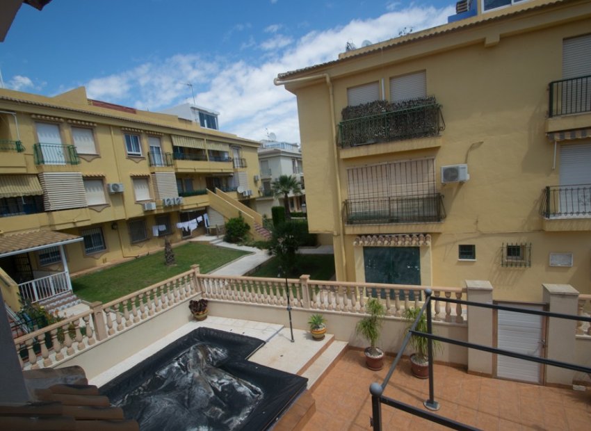 Resale - Apartment / flat - Torrevieia - La Veleta