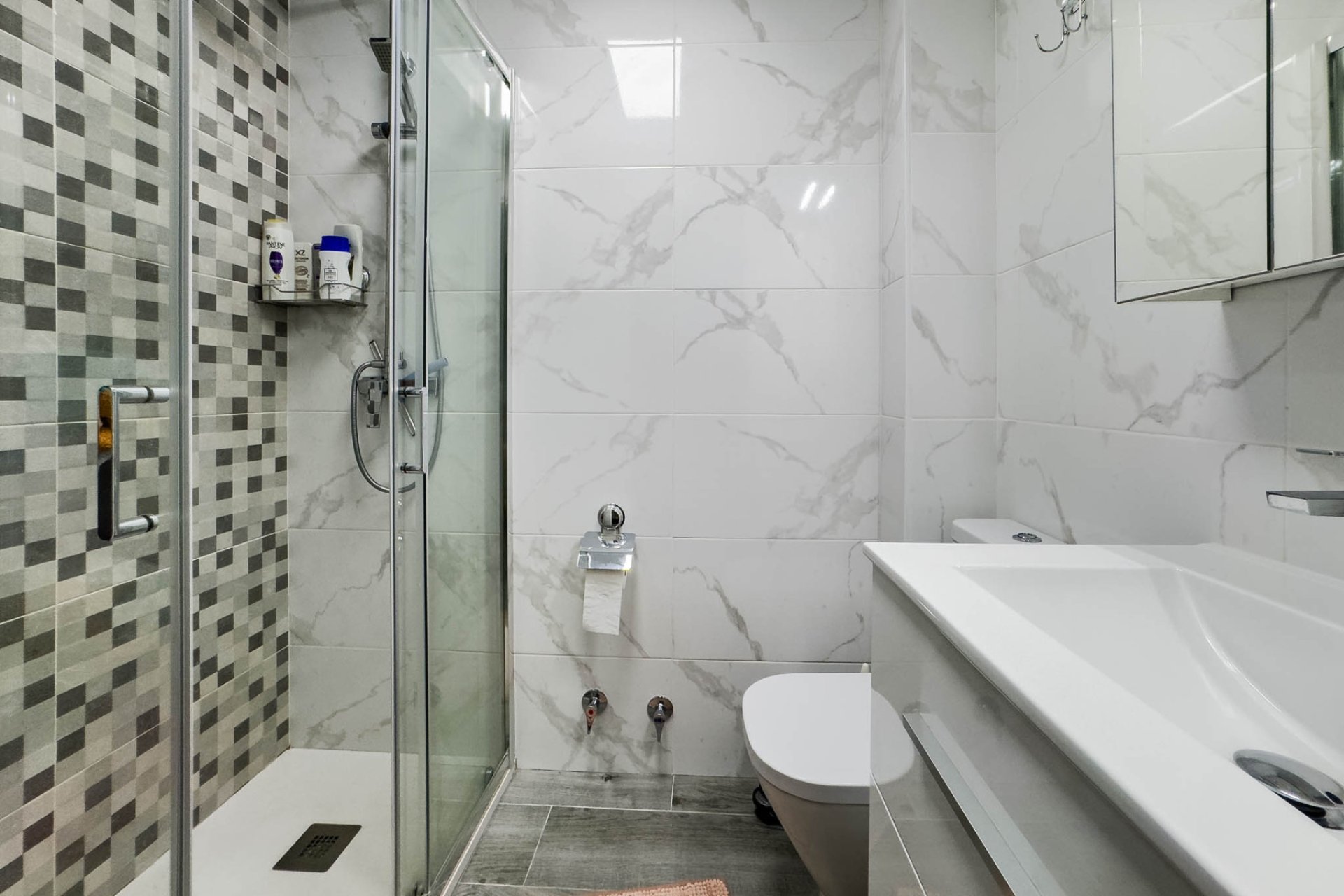 Resale - Apartment / flat - Torrevieia - Lago Jardin