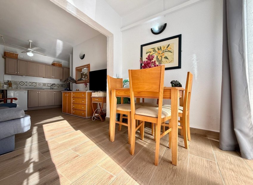 Resale - Apartment / flat - Torrevieia - Los Balcones