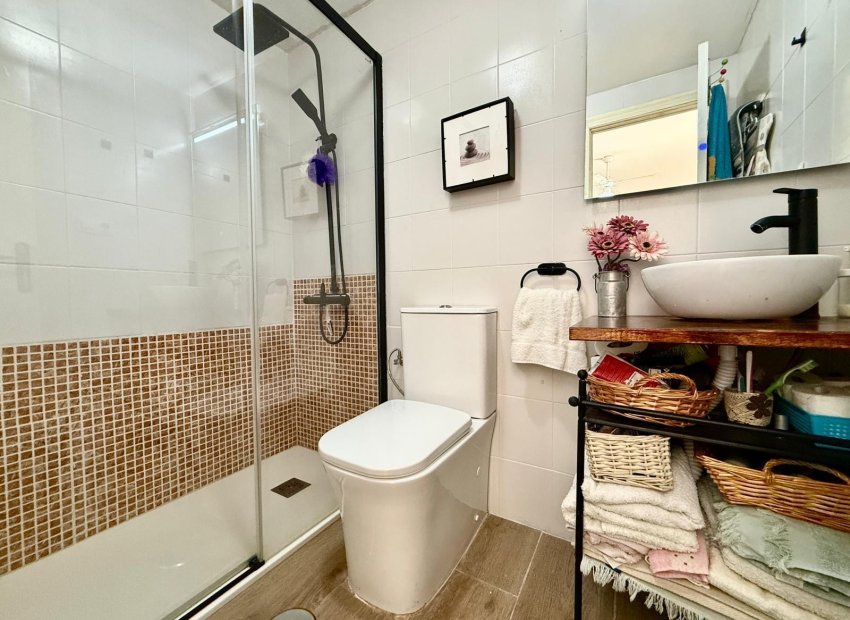 Resale - Apartment / flat - Torrevieia - Los Balcones