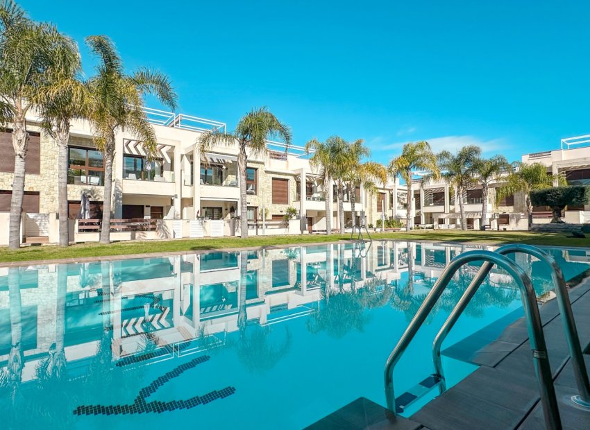 Resale - Apartment / flat - Torrevieia - Los Balcones