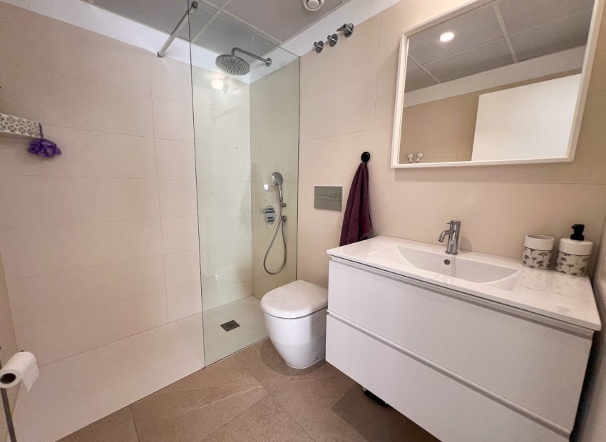 Resale - Apartment / flat - Torrevieia - Los Balcones