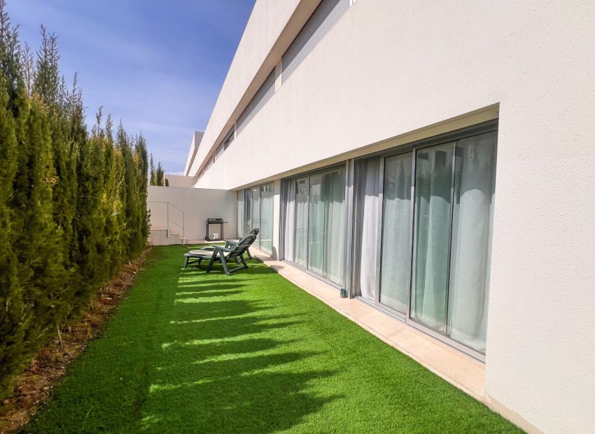 Resale - Apartment / flat - Torrevieia - Los Balcones