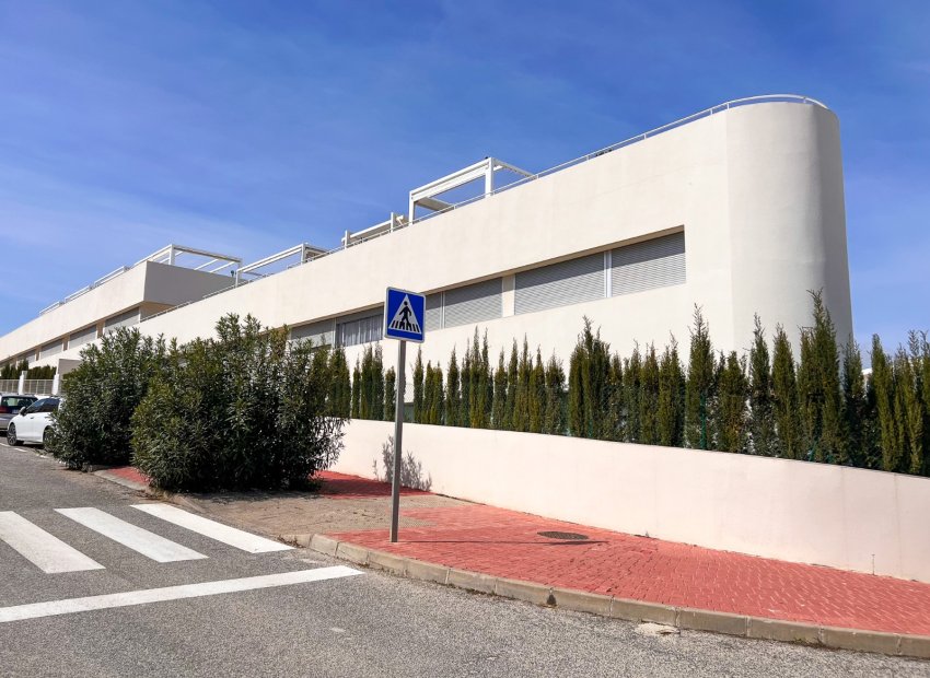 Resale - Apartment / flat - Torrevieia - Los Balcones
