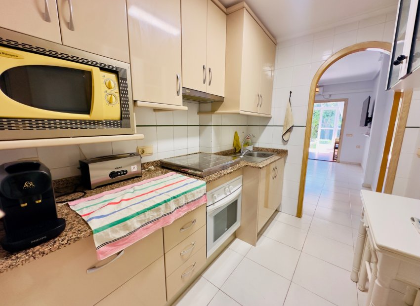 Resale - Apartment / flat - Torrevieia - Los Frutales