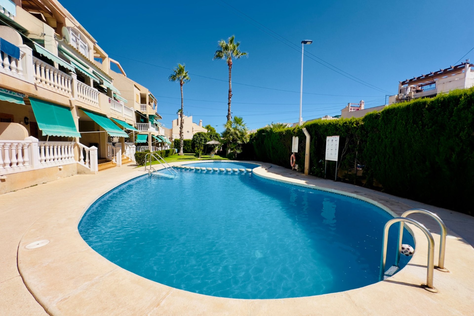 Resale - Apartment / flat - Torrevieia - Los Frutales