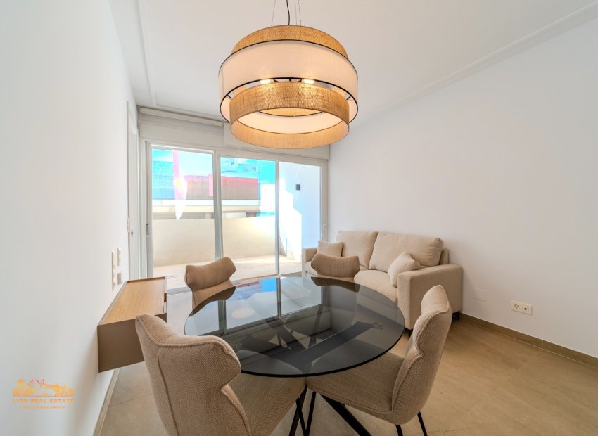 Resale - Apartment / flat - Torrevieia - Los Locos