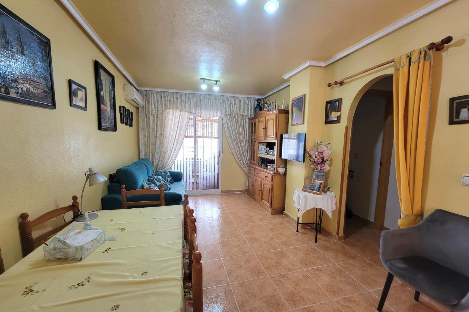 Resale - Apartment / flat - Torrevieia - Nueva Torrevieja