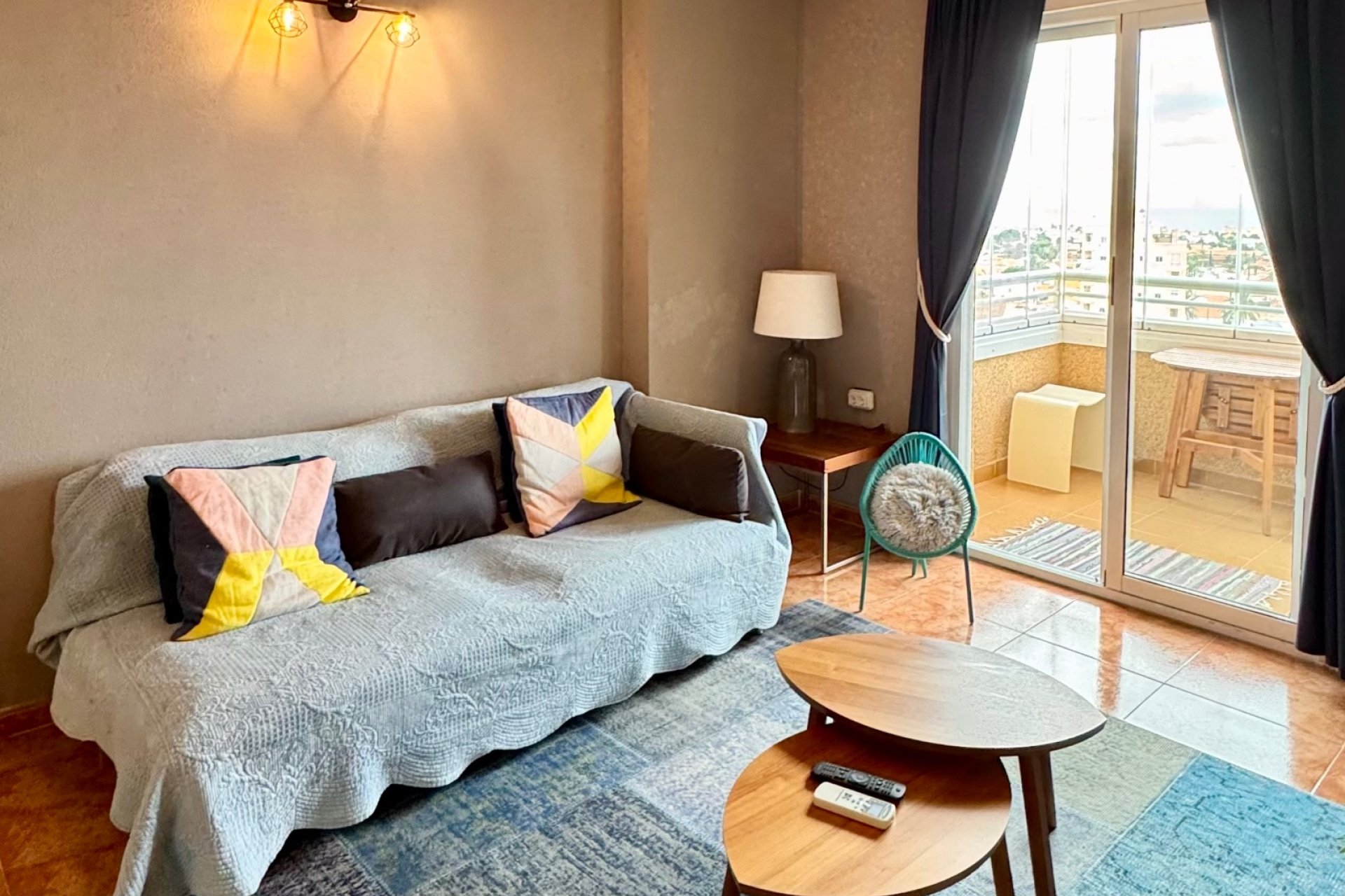 Resale - Apartment / flat - Torrevieia - Nueva Torrevieja