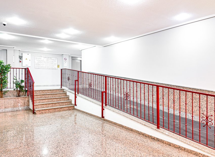 Resale - Apartment / flat - Torrevieia - Parque de las Naciones