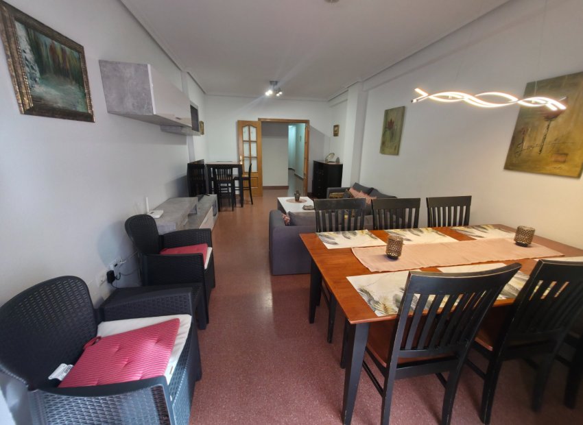 Resale - Apartment / flat - Torrevieia - Paseo maritimo