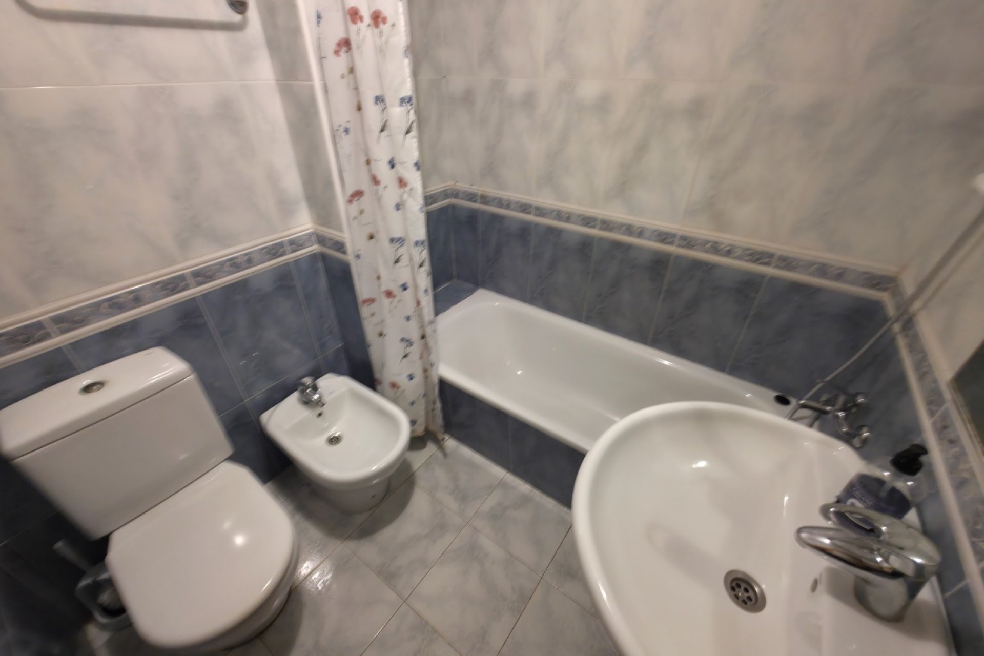 Resale - Apartment / flat - Torrevieia - Paseo maritimo