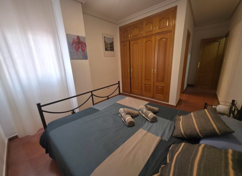 Resale - Apartment / flat - Torrevieia - Paseo maritimo