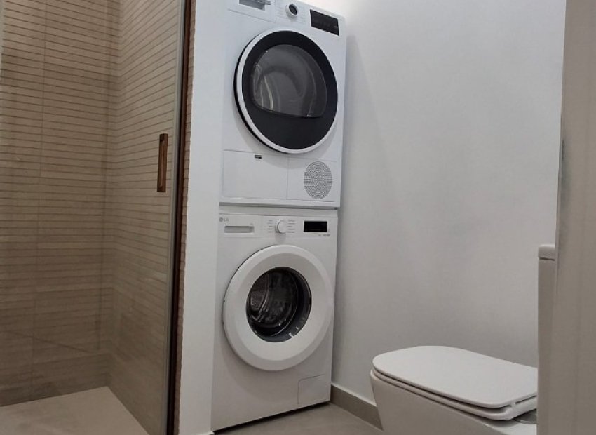 Resale - Apartment / flat - Torrevieia - Playa Acequion