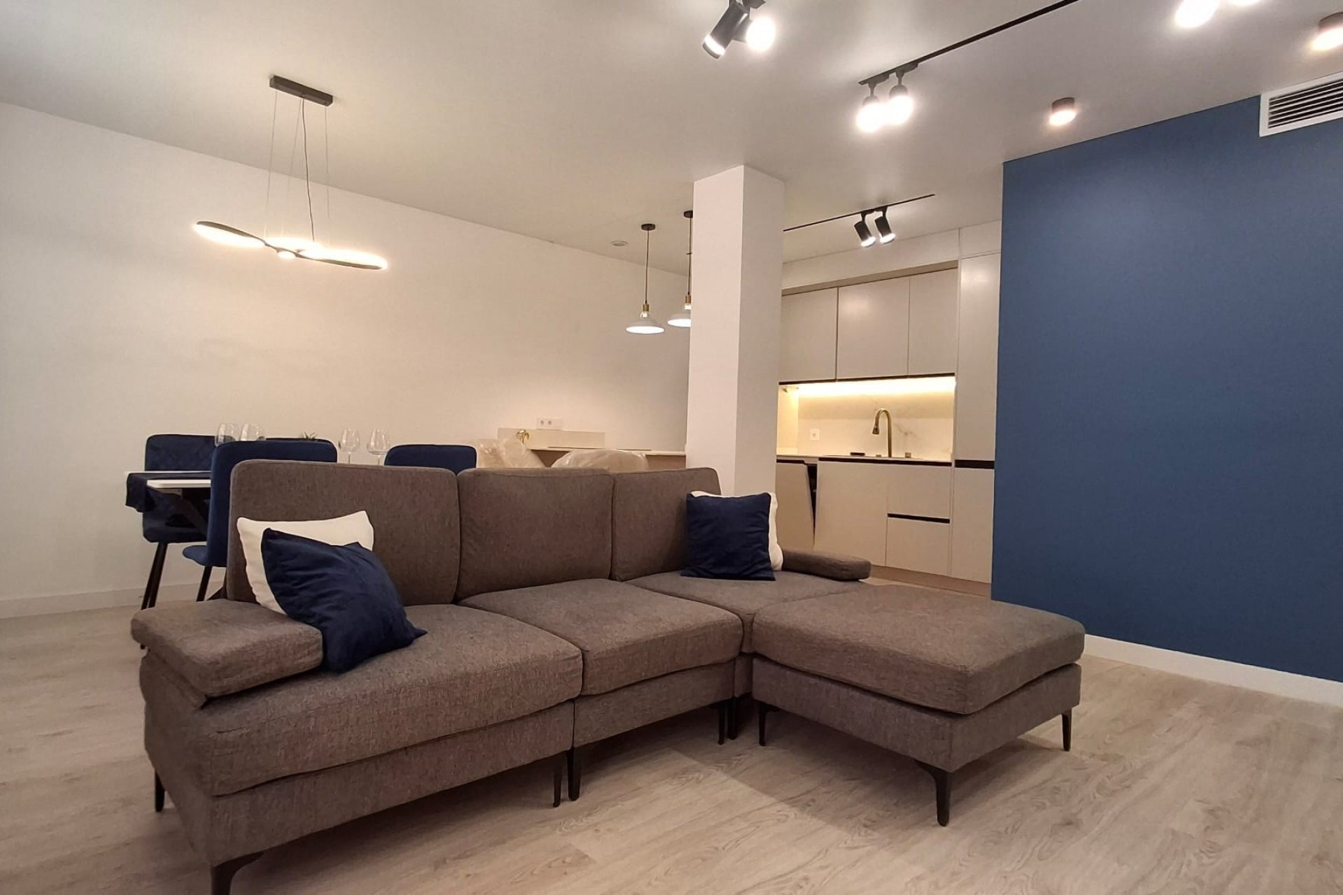 Resale - Apartment / flat - Torrevieia - Playa Acequion