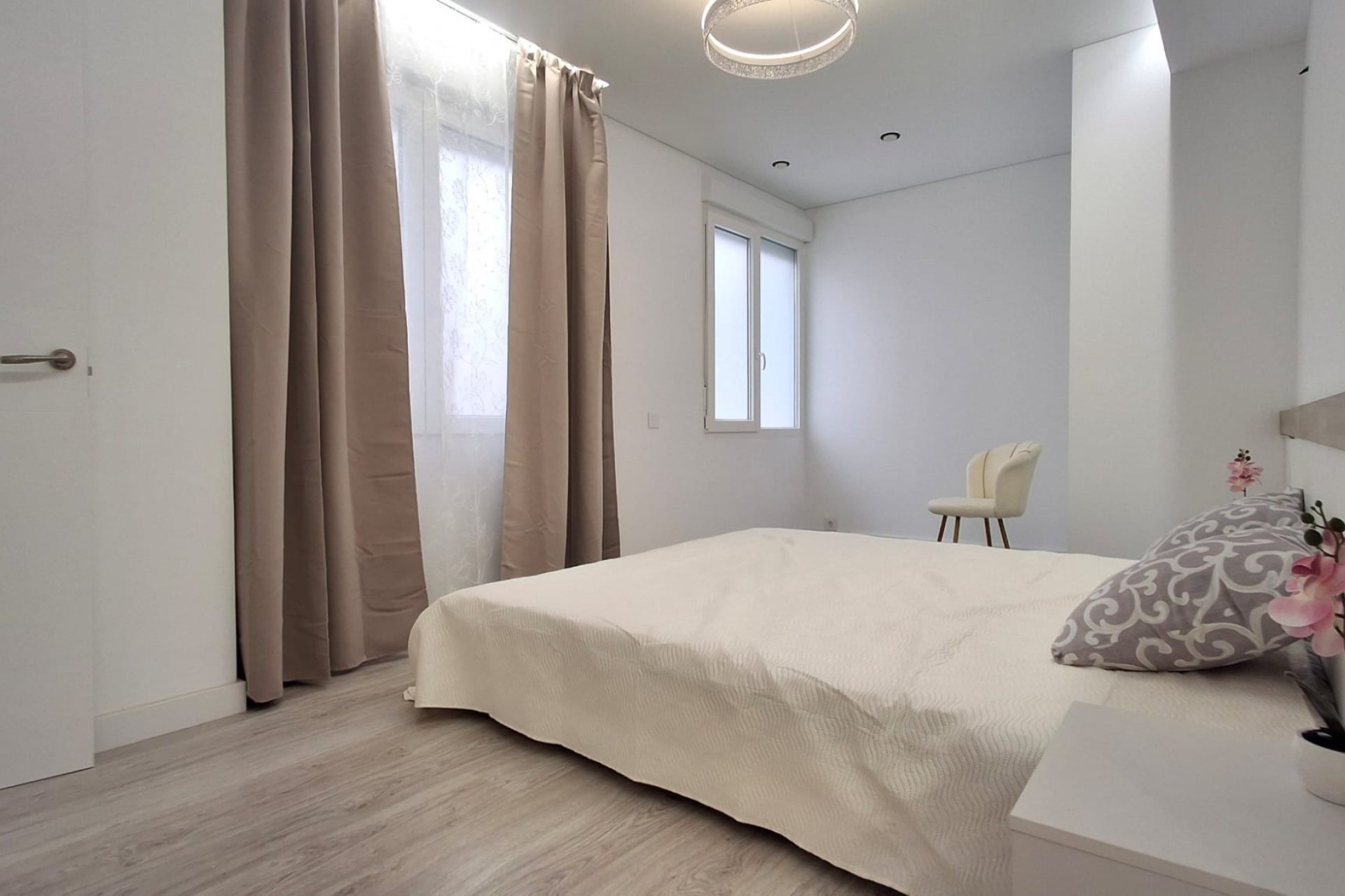 Resale - Apartment / flat - Torrevieia - Playa Acequion