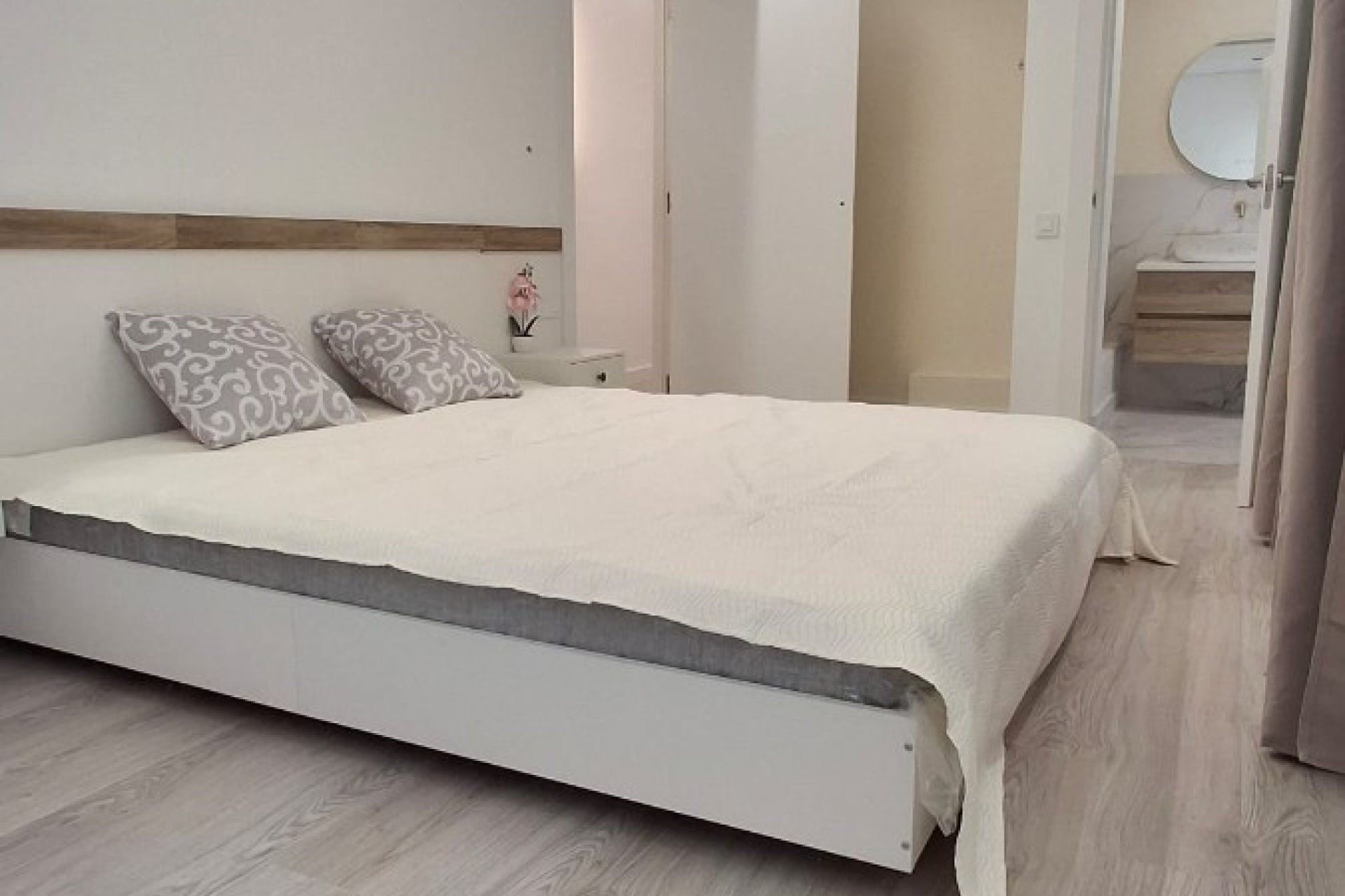 Resale - Apartment / flat - Torrevieia - Playa Acequion