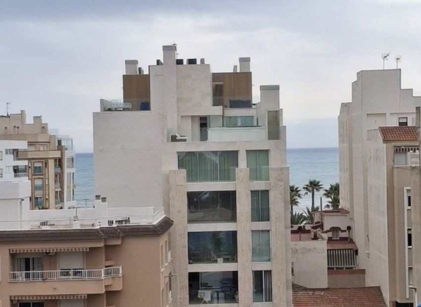 Resale - Apartment / flat - Torrevieia - Playa de la mata