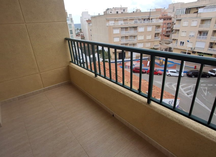 Resale - Apartment / flat - Torrevieia - Playa de la mata