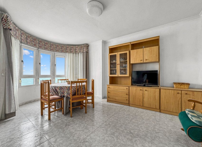 Resale - Apartment / flat - Torrevieia - Playa de los Locos