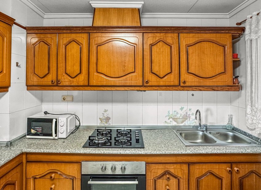 Resale - Apartment / flat - Torrevieia - Playa de los Locos