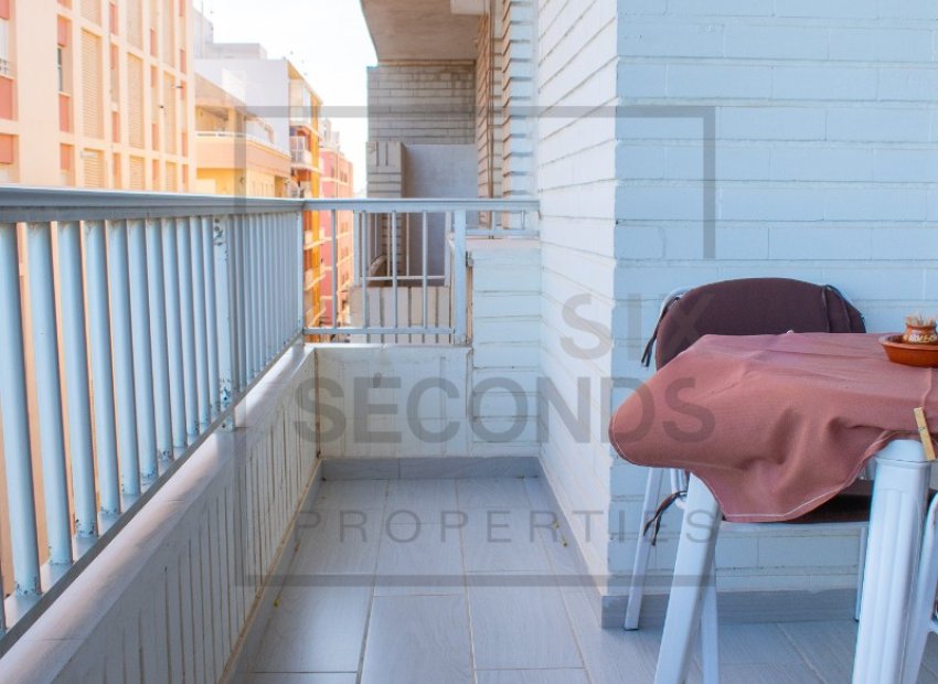 Resale - Apartment / flat - Torrevieia - Playa del Cura