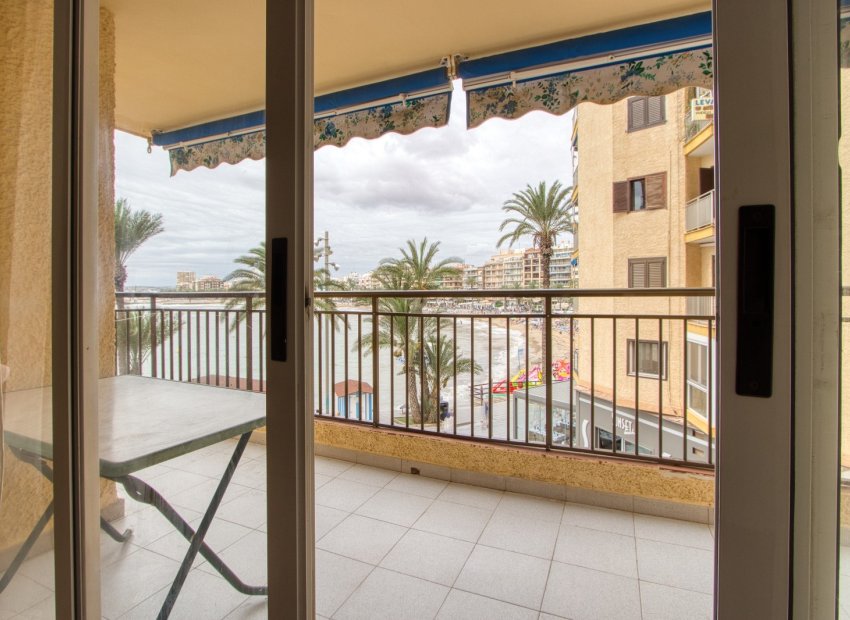Resale - Apartment / flat - Torrevieia - Playa del Cura