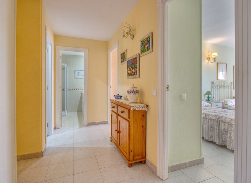 Resale - Apartment / flat - Torrevieia - Playa del Cura