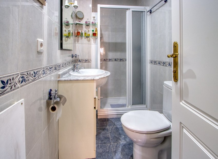 Resale - Apartment / flat - Torrevieia - Playa del Cura