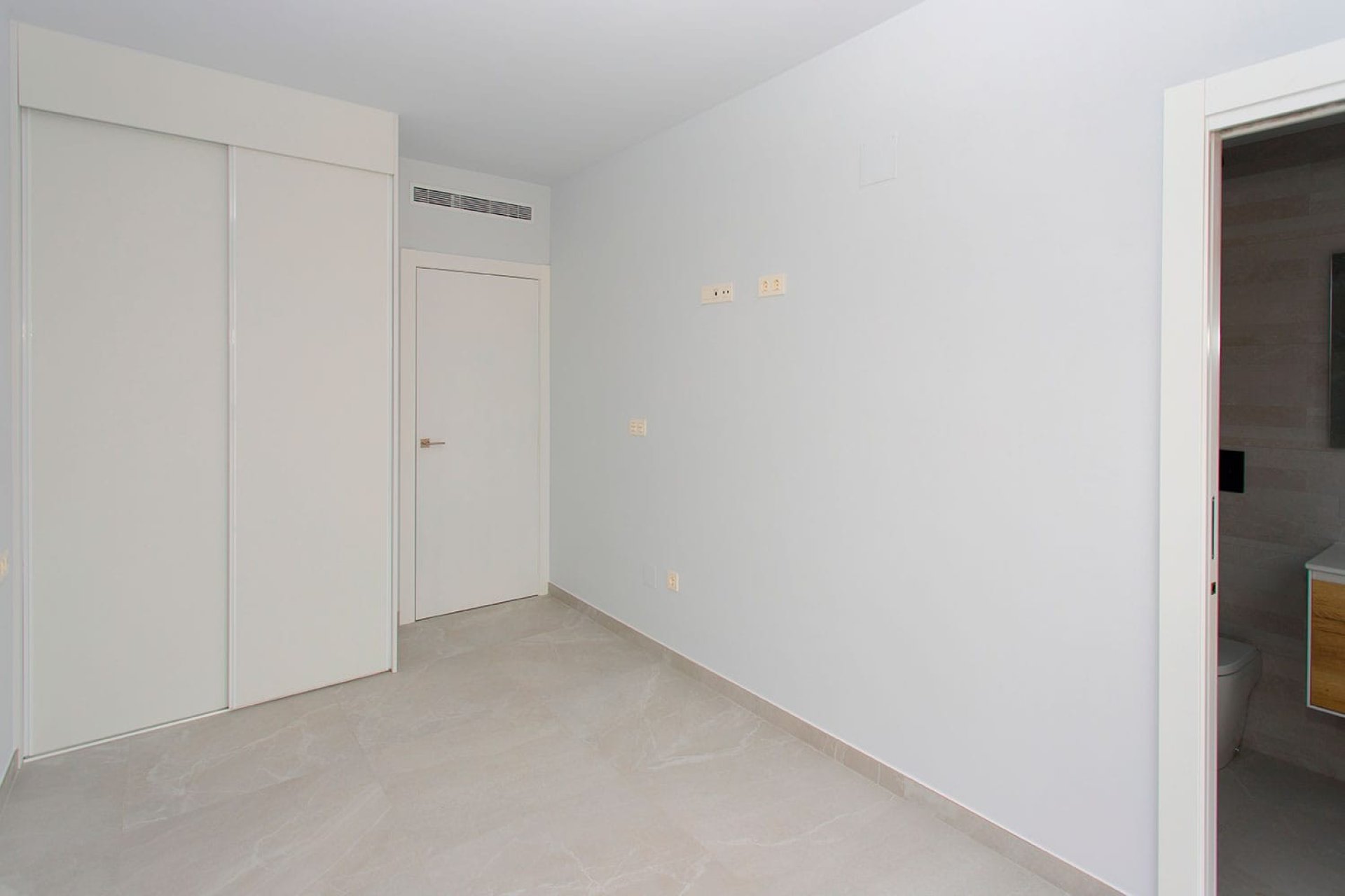 Resale - Apartment / flat - Torrevieia - Playa del Cura