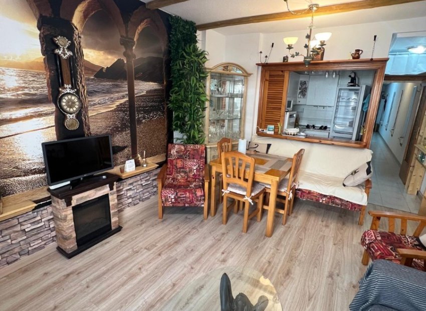 Resale - Apartment / flat - Torrevieia - Playa del Cura