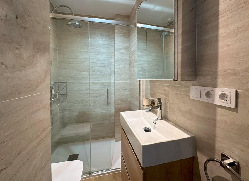 Resale - Apartment / flat - Torrevieia - Playa del Cura