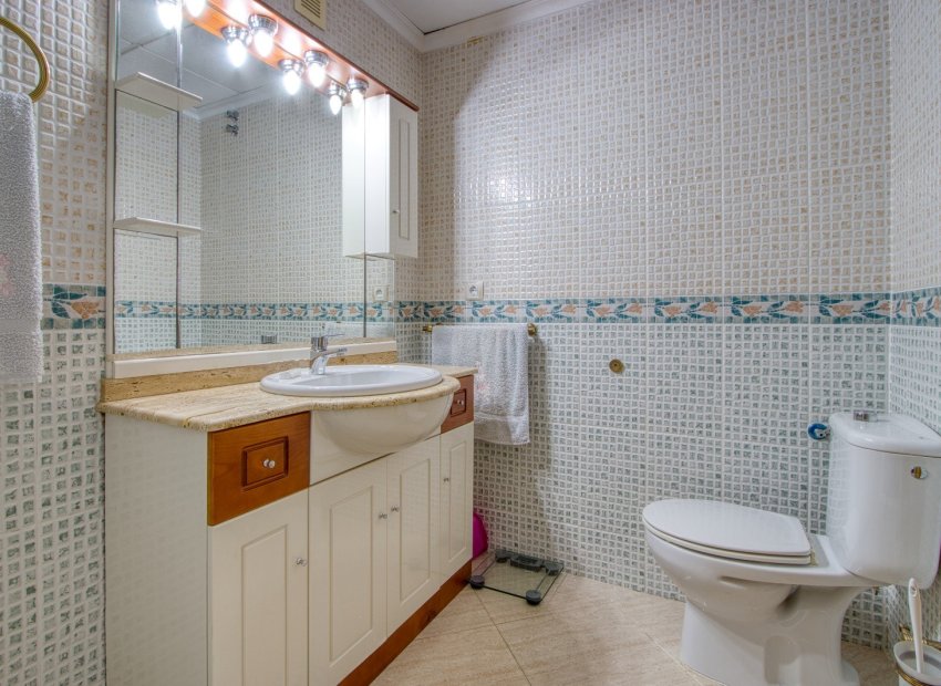 Resale - Apartment / flat - Torrevieia - Playa del Cura