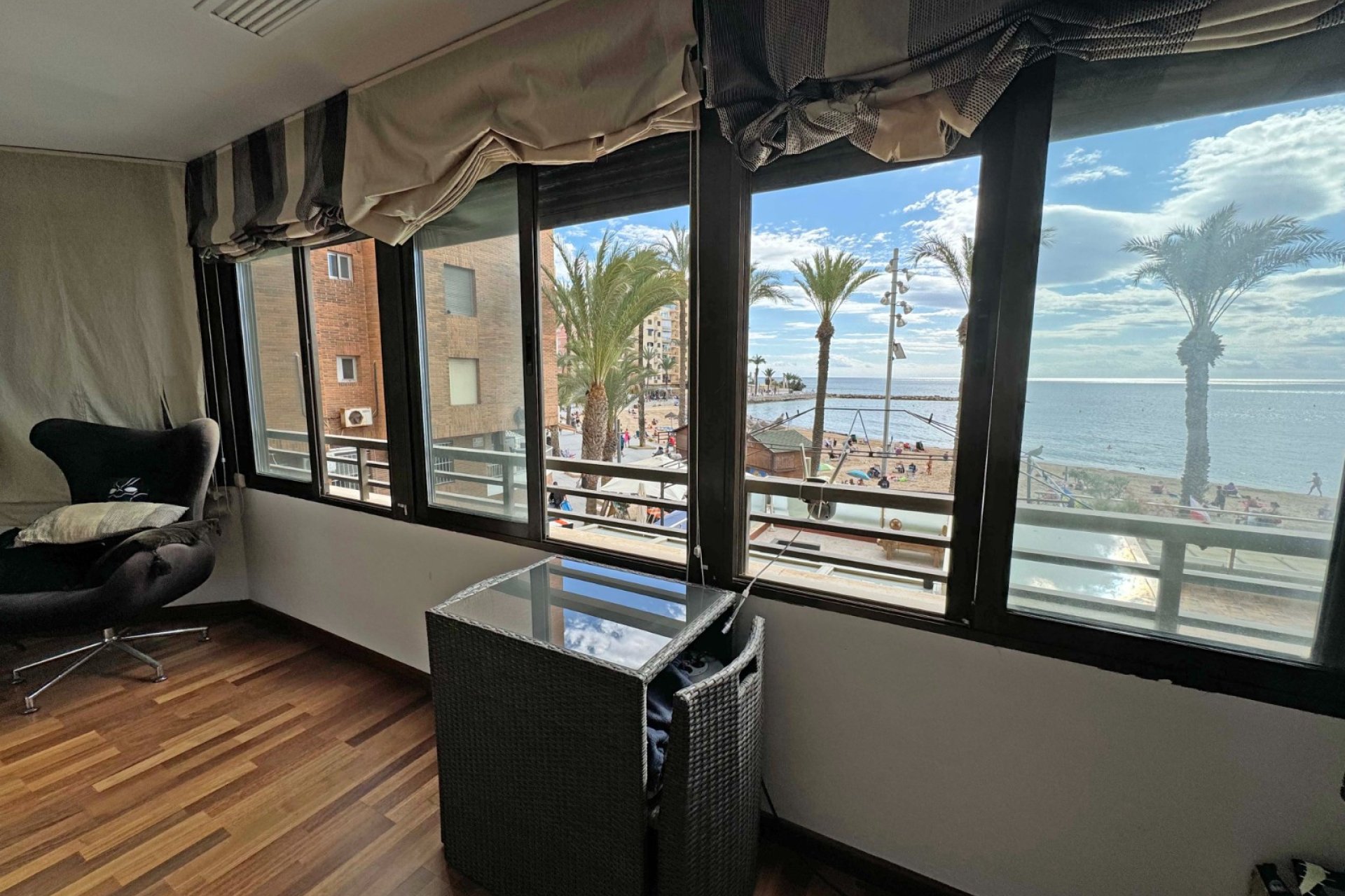 Resale - Apartment / flat - Torrevieia - Playa del Cura