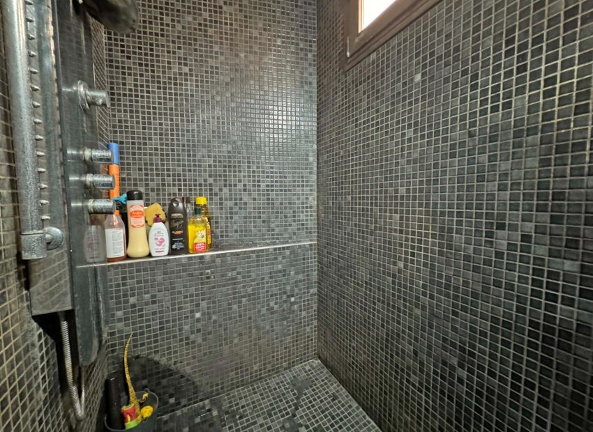 Resale - Apartment / flat - Torrevieia - Playa del Cura