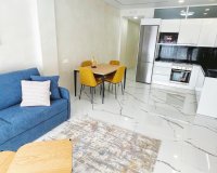 Resale - Apartment / flat - Torrevieia - Playa del Cura