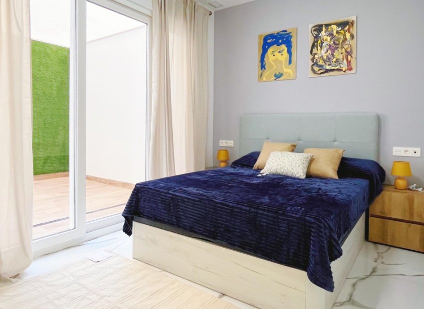 Resale - Apartment / flat - Torrevieia - Playa del Cura