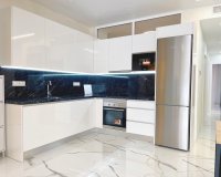 Resale - Apartment / flat - Torrevieia - Playa del Cura