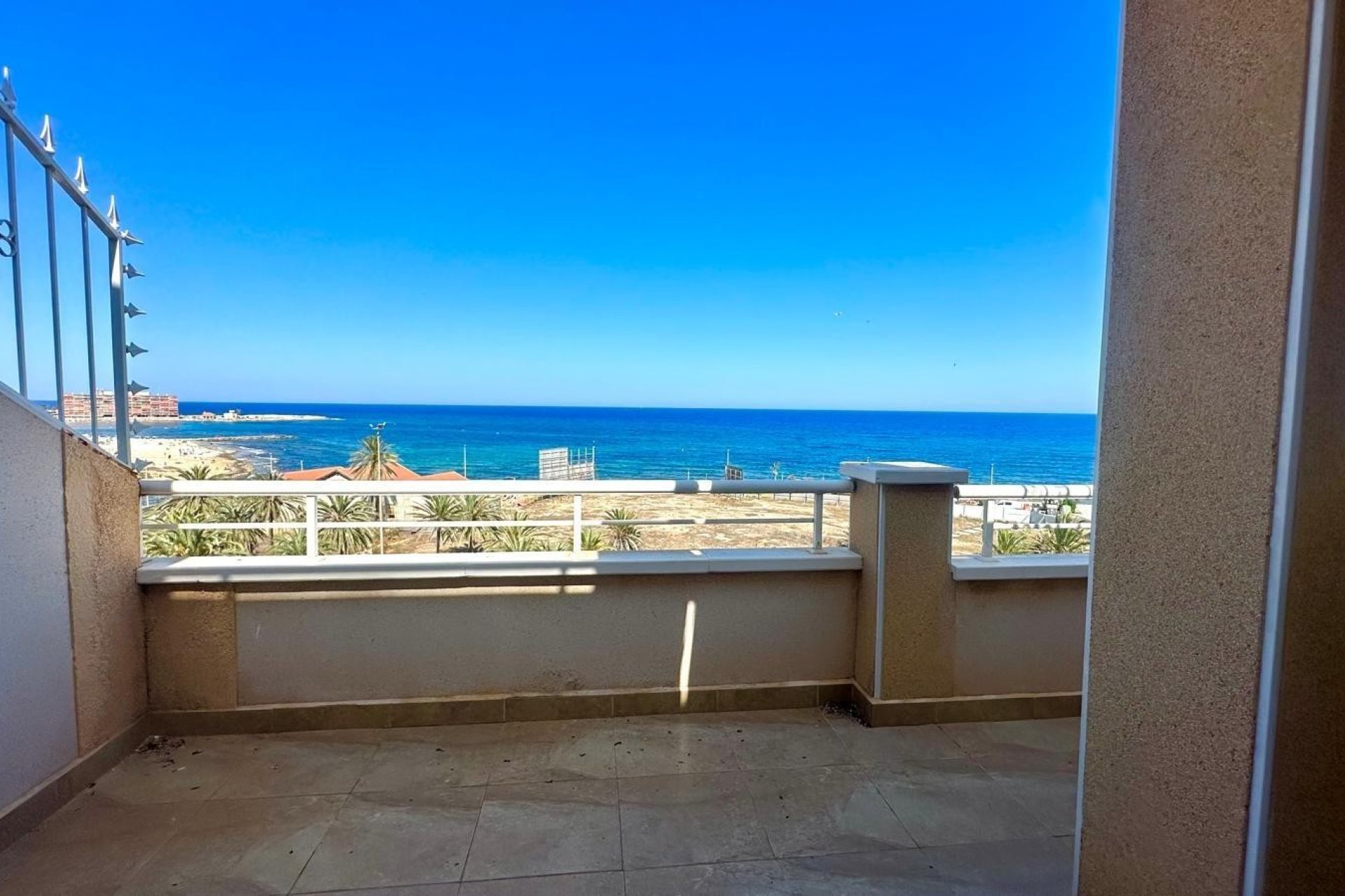 Resale - Apartment / flat - Torrevieia - Playa del Cura