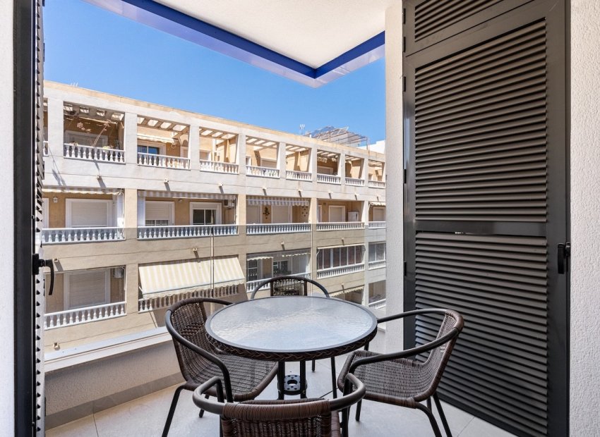Resale - Apartment / flat - Torrevieia - Playa del Cura
