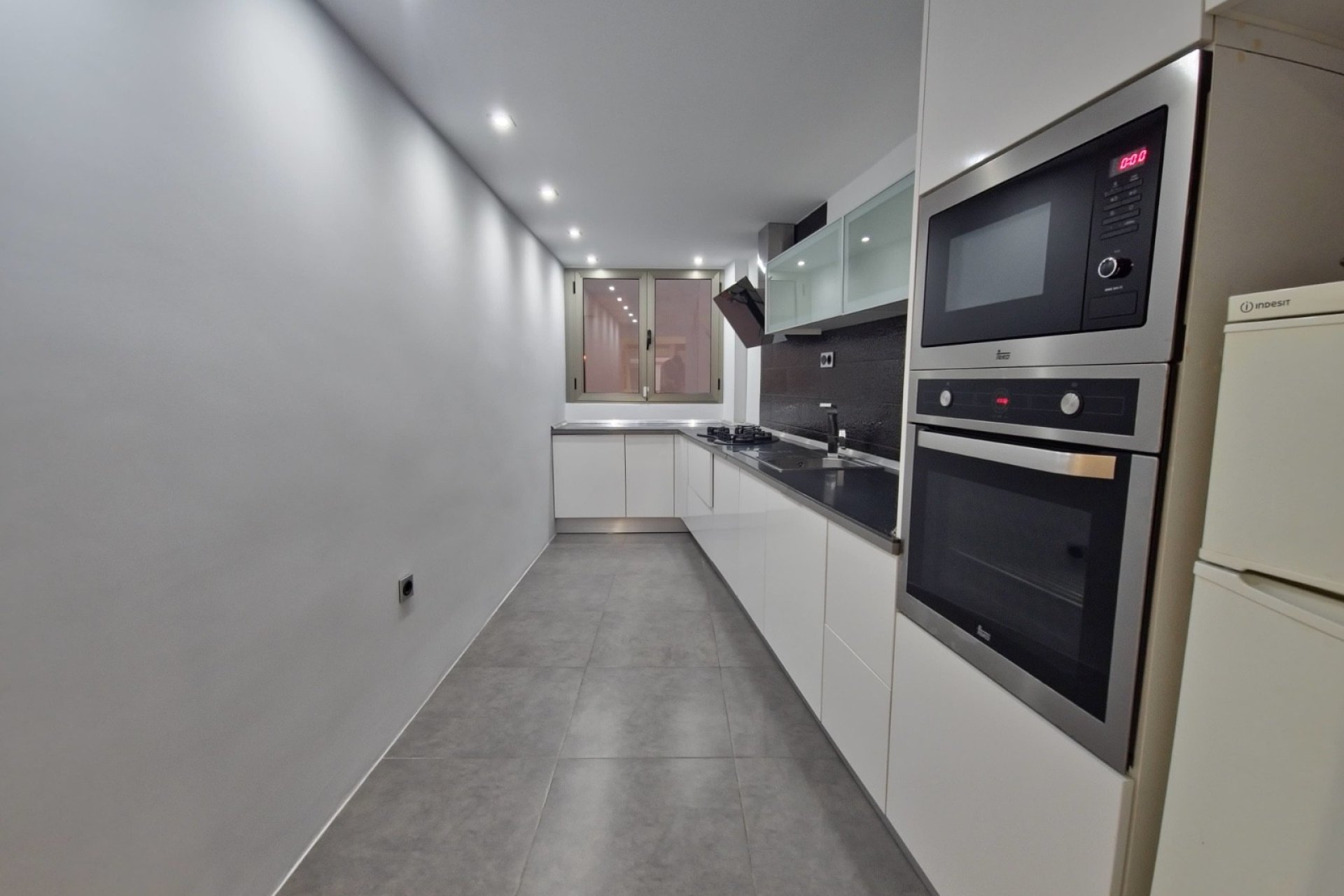 Resale - Apartment / flat - Torrevieia - Playa del Cura