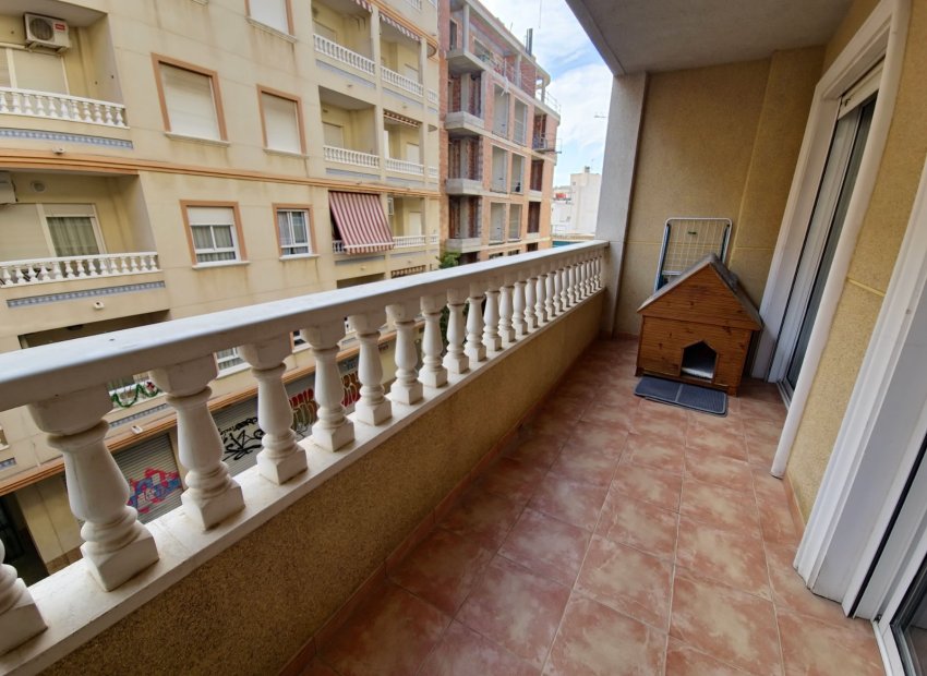 Resale - Apartment / flat - Torrevieia - Playa del Cura