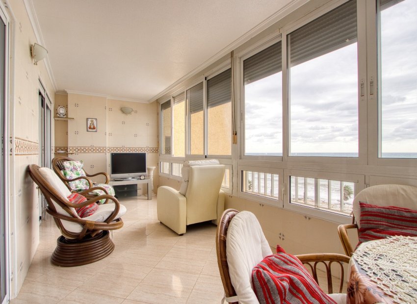 Resale - Apartment / flat - Torrevieia - Playa del Cura