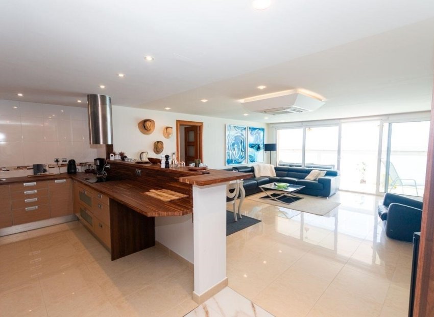 Resale - Apartment / flat - Torrevieia - Playa del Cura