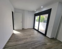 Resale - Apartment / flat - Torrevieia - Playa del Cura