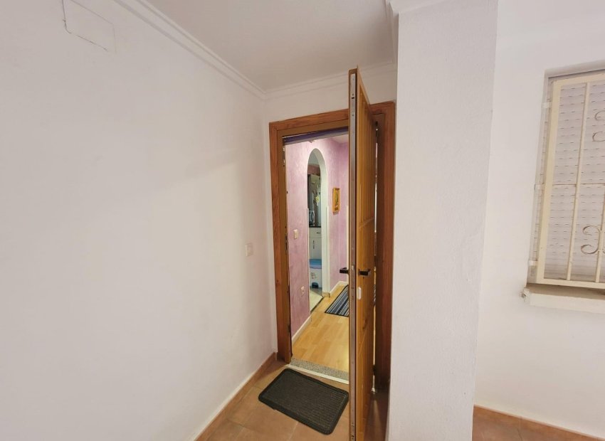 Resale - Apartment / flat - Torrevieia - Playa del Cura