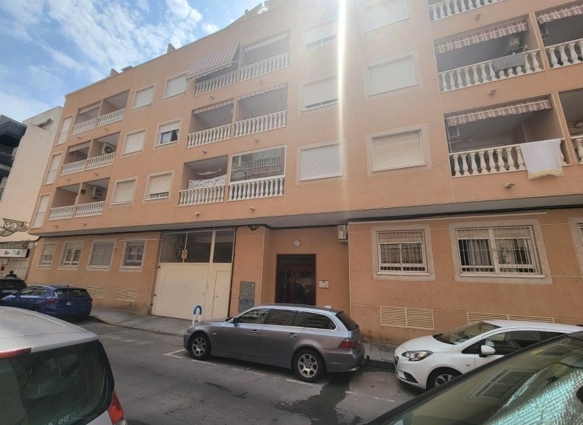Resale - Apartment / flat - Torrevieia - Playa del Cura