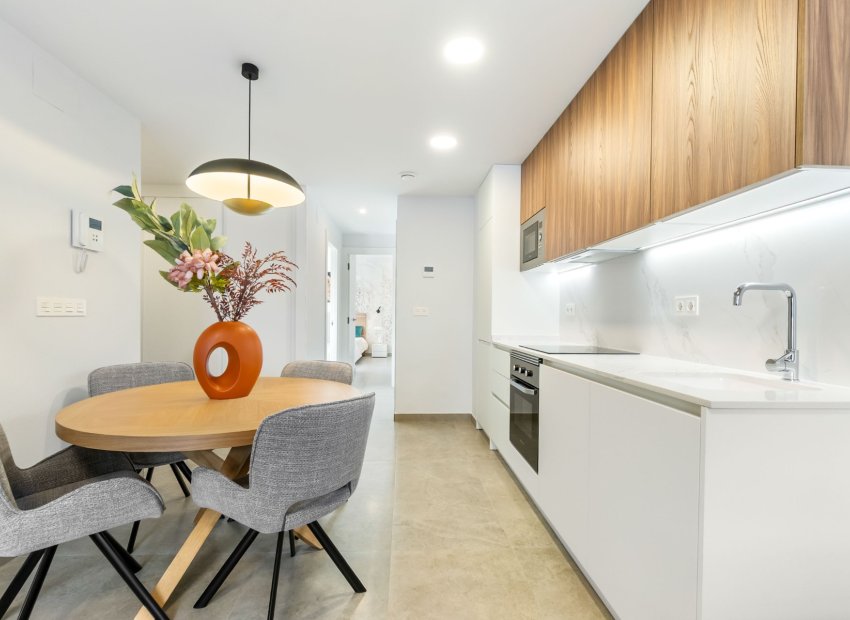 Resale - Apartment / flat - Torrevieia - Playa del Cura